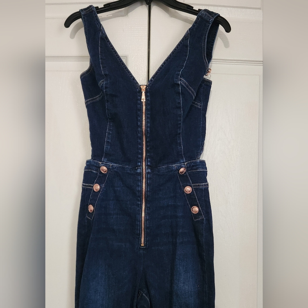 Preowned Guess Women's Dark Blue Denim Jumpsuit. Size 29 - Picture 2 of 5